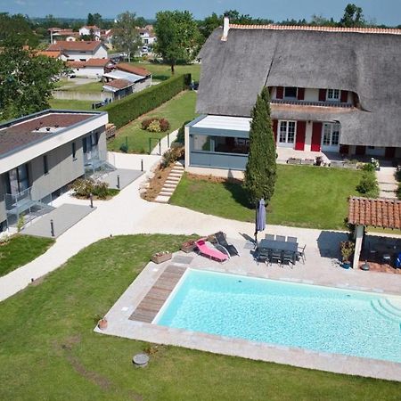 La Cle Des Chaumes Bed & Breakfast Boisset-les-Montrond Bagian luar foto