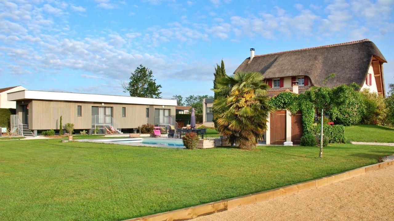 La Cle Des Chaumes Bed & Breakfast Boisset-les-Montrond Bagian luar foto
