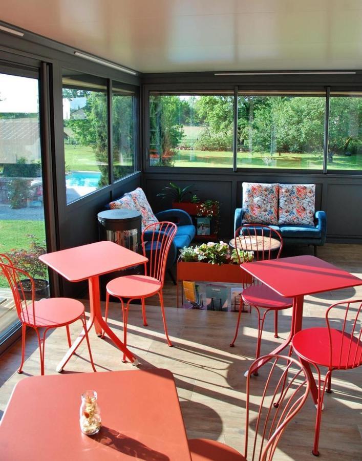 La Cle Des Chaumes Bed & Breakfast Boisset-les-Montrond Bagian luar foto