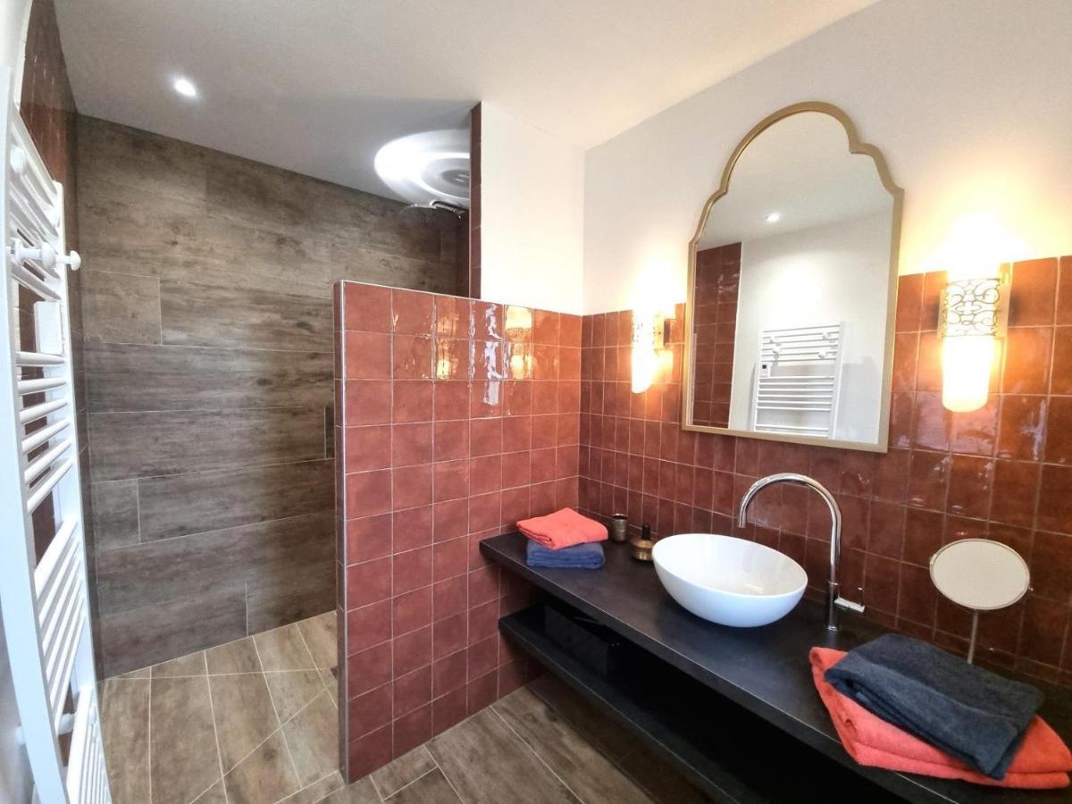 La Cle Des Chaumes Bed & Breakfast Boisset-les-Montrond Bagian luar foto